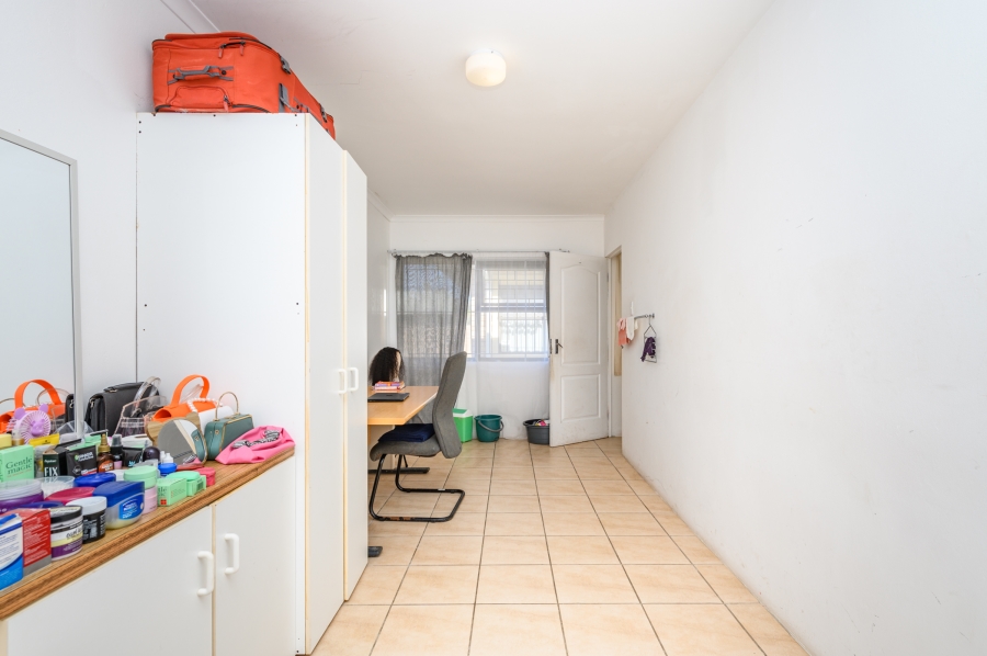 15 Bedroom Property for Sale in Summerstrand Eastern Cape